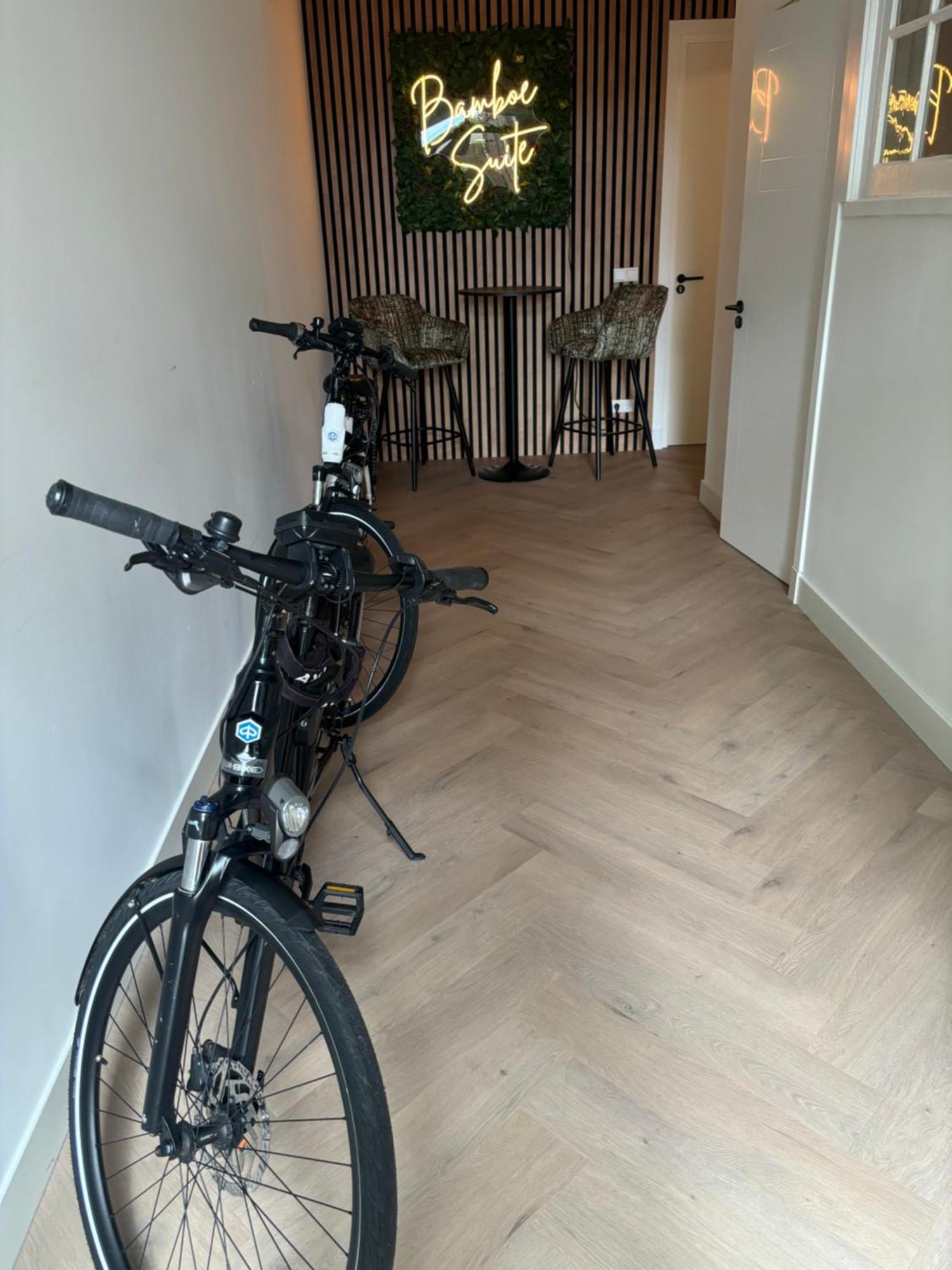 Bamboe Suite Bentveld Met Ligbad En Gratis Parkeren מראה חיצוני תמונה
